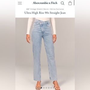 Abercrombie Ultra High Rise 90s Straight Jean